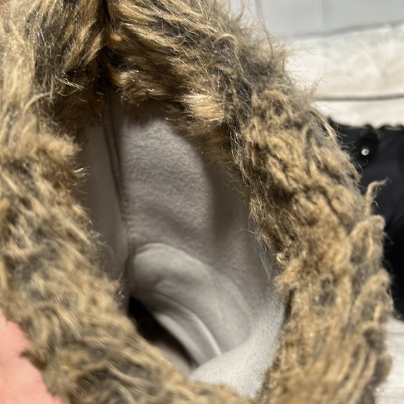 🔥🔥 L.L. Bean 284883 Carrabassett Fur Lace-Up Knee High Snow Boots Women Sz 6.5 - Picture 9 of 10